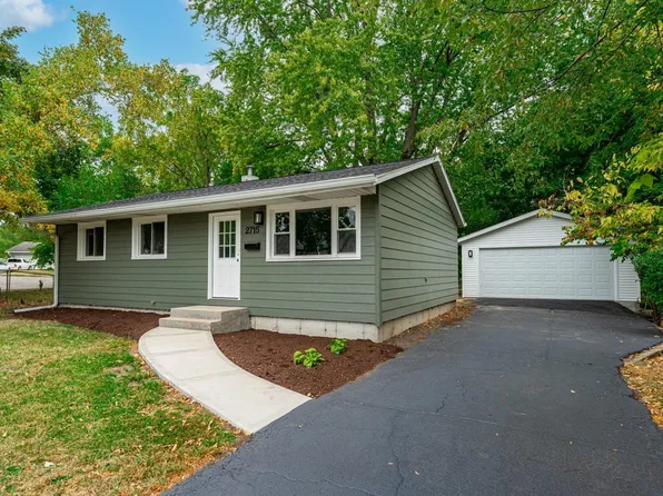 2715 Colorado Ave, Rockford, IL 61109