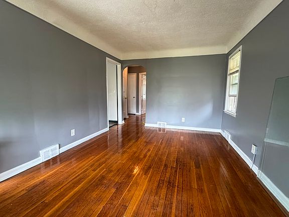 2nd image of 16242 Bringard Dr