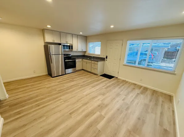 946 Modesto Ave #4, South Lake Tahoe, CA 96150