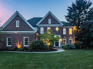 15920 Oak Park Ct, Westfield, IN 46074