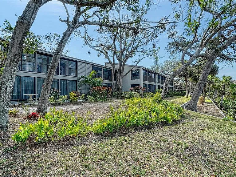 1601 Pelican Point Dr #HA212 — Photo 28