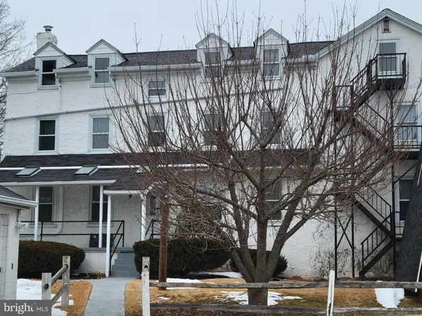 110 Gumbes Rd Floor 3, Oaks, PA 19456