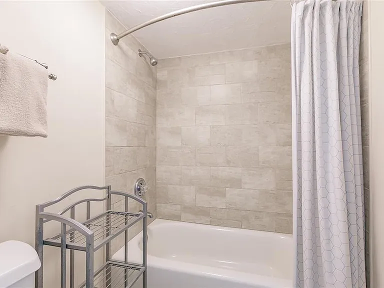 1055 W Peppertree Dr #506AA — Photo 23