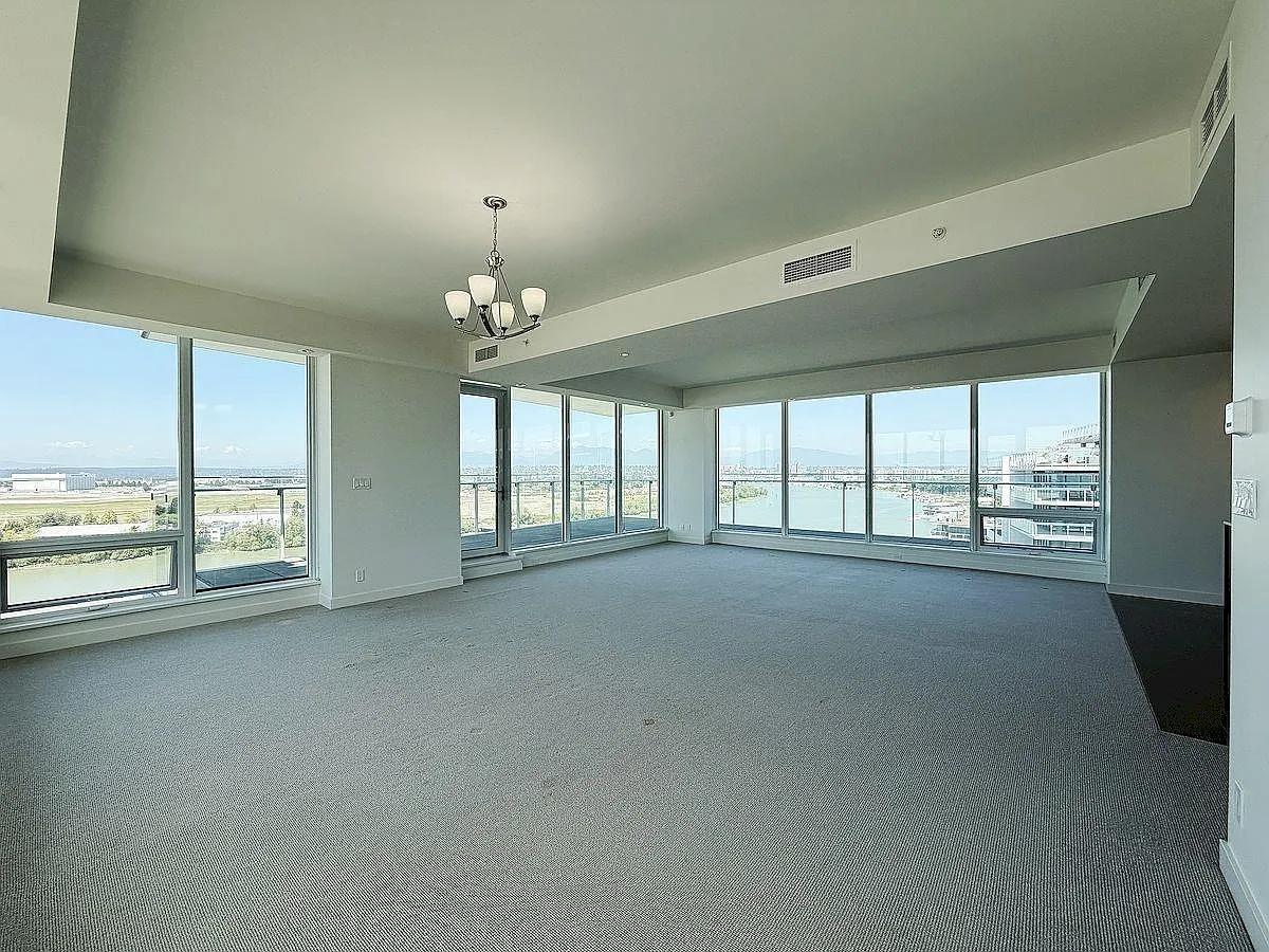 4 bed, 3272 sqft, $12,000 — Photo 3