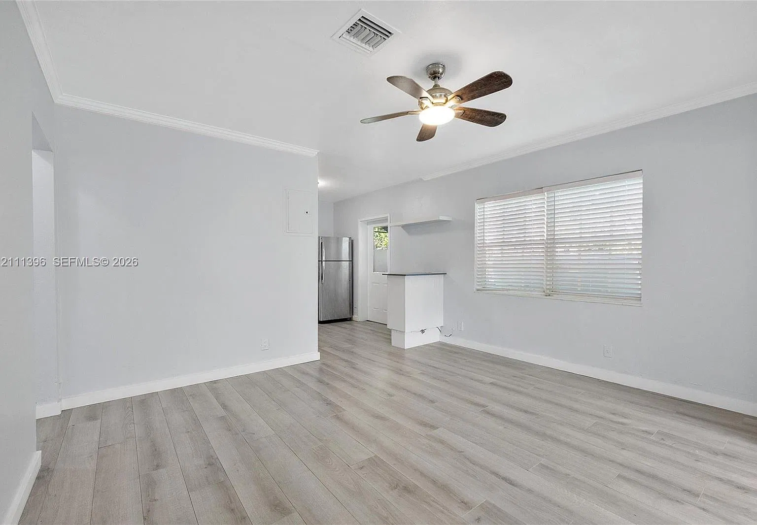 Lauderdale Park 6-33 1/2 — Photo 4