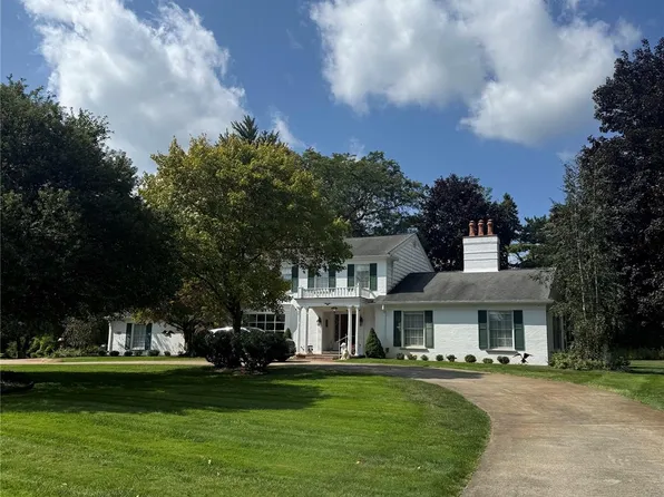 191 Lowell Ct, Bloomfield Hills, MI 48304