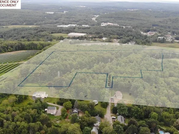 35 Langevin St, Spencer, MA 01562