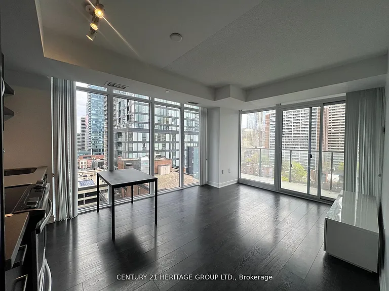 50 Wellesley St E #1202 — Photo 16