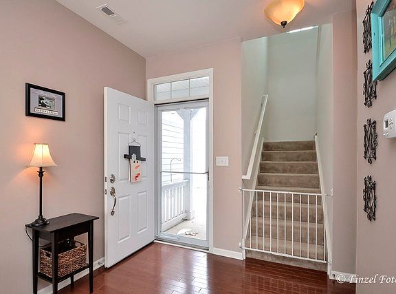 2nd image of 404 Blackstone Ave