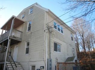 3 Ivy Ct #2, Gloucester, MA 01930