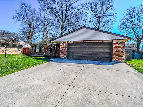 3rd image of 8918 Autumngate Ln