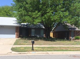 2419 Ripple Creek Ln, Edmond, OK 73012