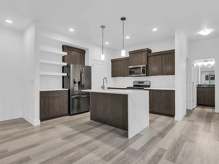 2250 N 475 W — Photo 8