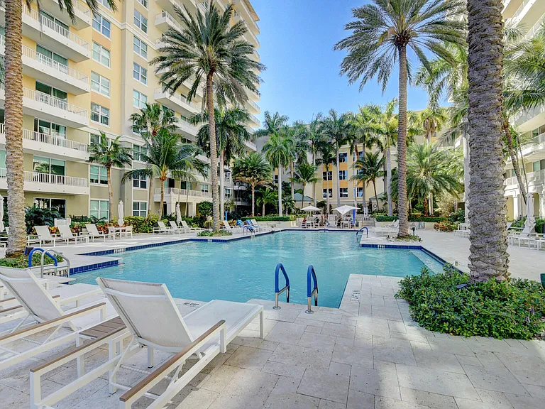 700 E Boynton Beach Blvd #612 — Photo 14