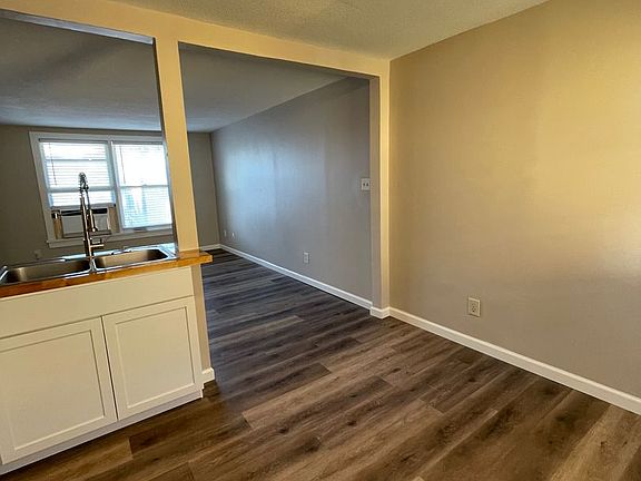 2nd image of 711 S Juliette Ave APT 2