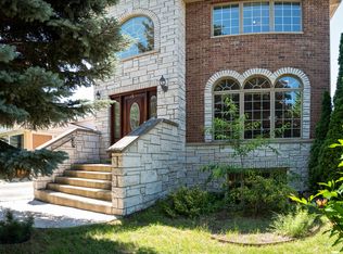 8329 W Maple Ave, Norridge, IL