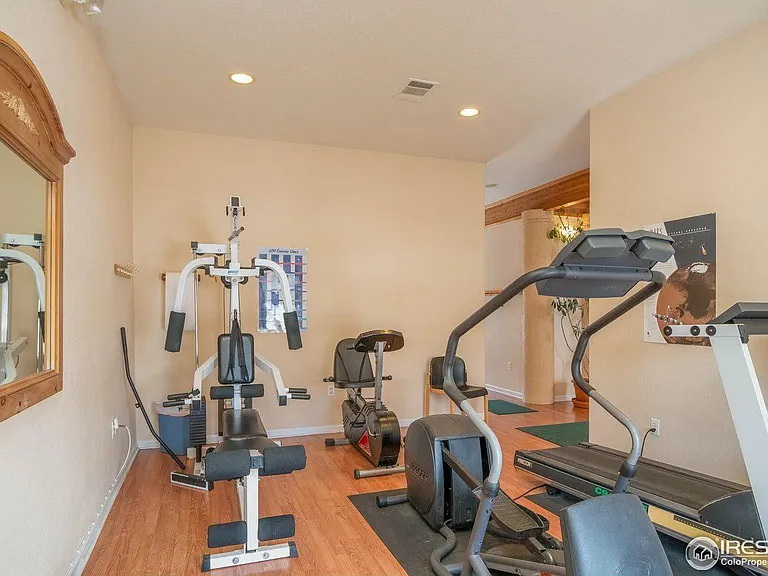 560 Mohawk Dr #40 — Photo 22