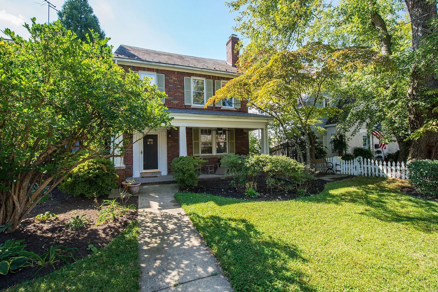 4918 Albemarle St NW photo 1
