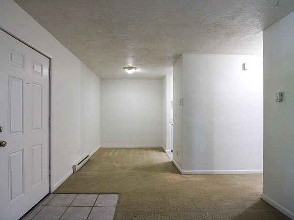 4th image of 1136 Fairmount Ave S #10