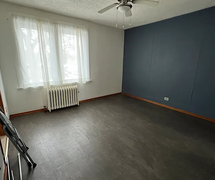 2346 Winnipeg St #3 — Photo 2
