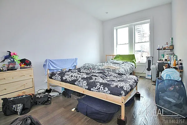 Rented by Ideal Properties Group | media 3