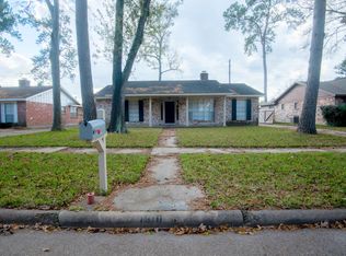 1910 Cobble Creek Dr, Houston, TX 77073