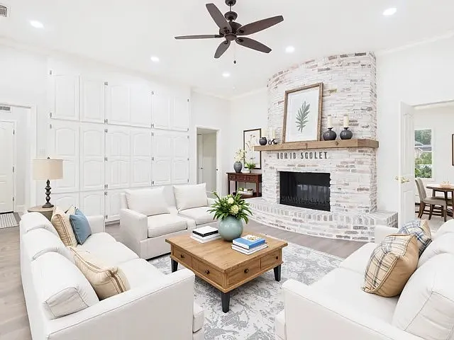1178 Oval Dr — Photo 32