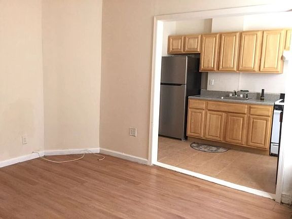5th image of 2338 82nd St #1