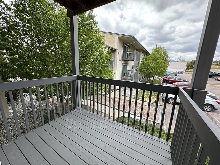 5030 El Camino Dr #4 — Photo 5