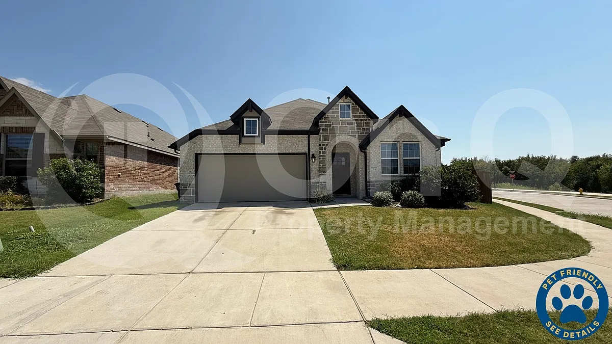 5 bed, 3.0 bath, 2419 sqft, $3,095 — Photo 1