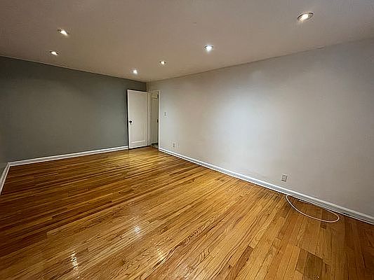 2nd image of 65-35 Yellowstone Blvd APT 1