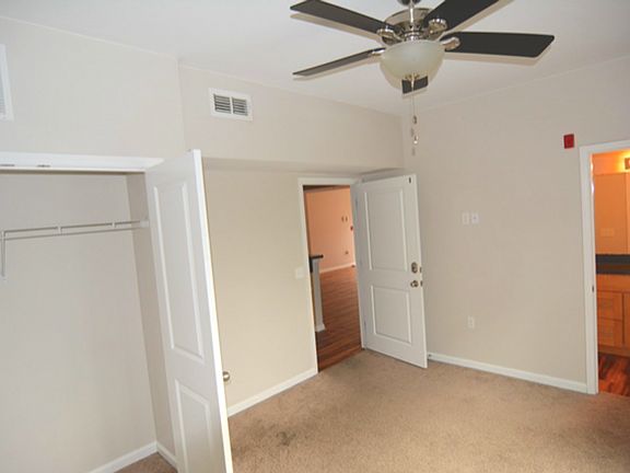 4th image of 601 Pope St #2