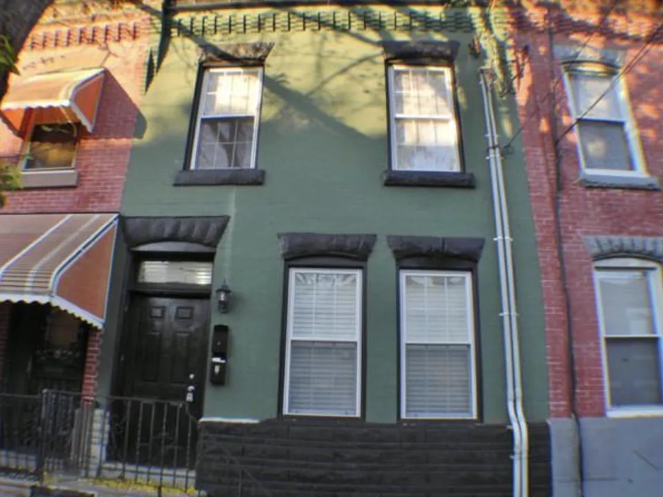 2225 Reed St #2