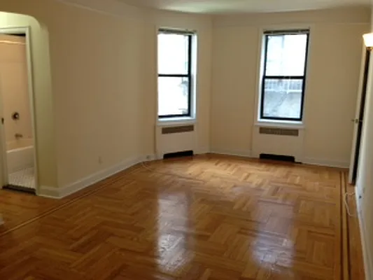 Rented by Jose Mendez, LREB | media 11