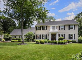 123 Stavola Rd, Middletown, NJ 07748