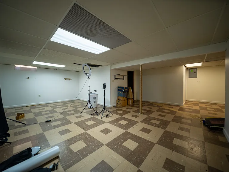 28660 Patricia Ave — Photo 21