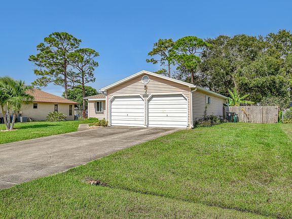 3rd image of 2361 SE Melaleuca Boulevard
