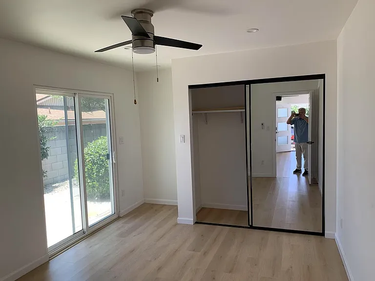 1422 N San Antonio Ave #B — Photo 17