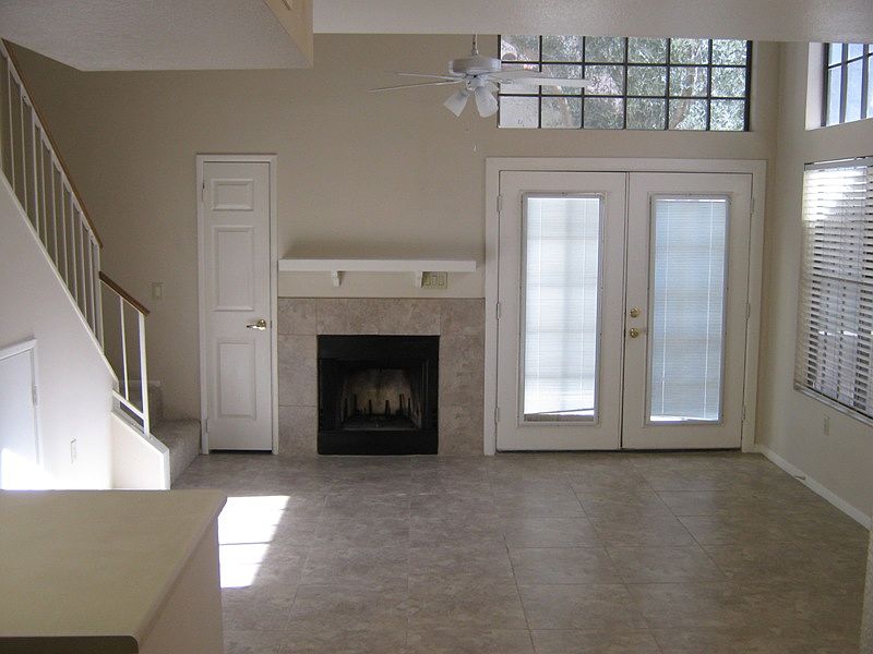 1st image of 602 N May St Unit 24