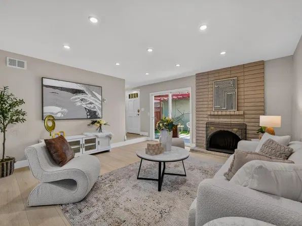 1032 Polk Ln, San Jose, CA 95117