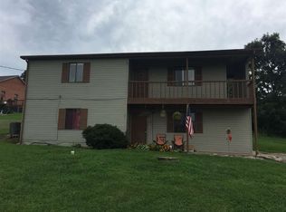36 Rock Castle Rd, Gilbertsville, KY 42044