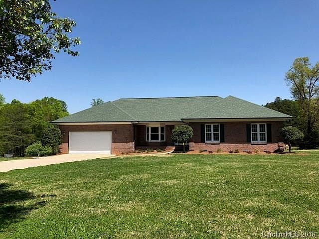 1st image of 236 Whippoorwill Ln