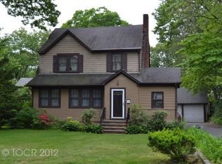 430 Wastena Ter, Ridgewood, NJ 07450