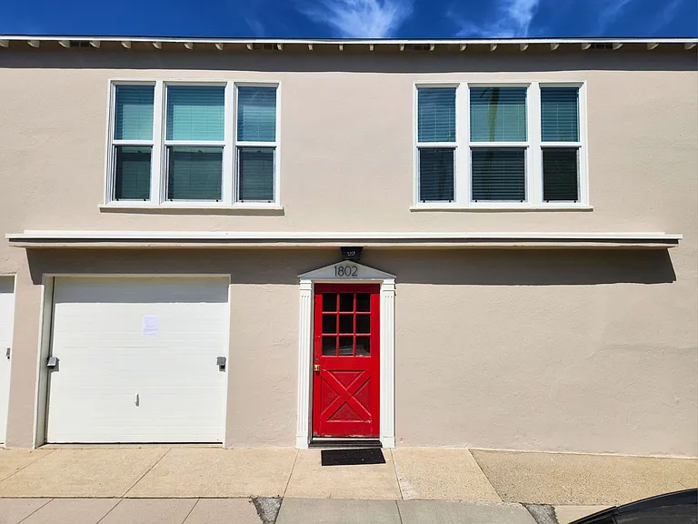 1802 Ocean Park Blvd — Photo 29