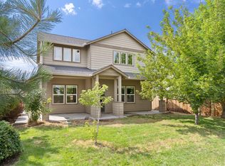 1351 SW 27th St, Redmond, OR 97756