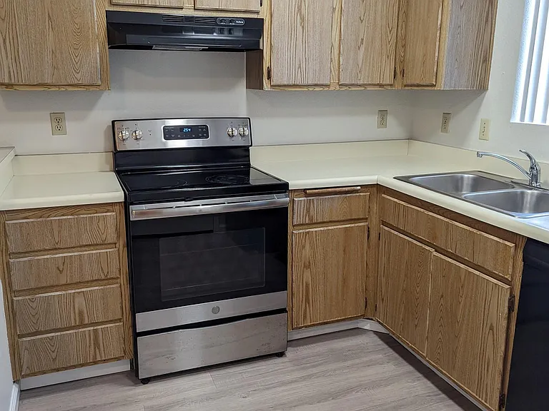 5451 Lauretta St #4 — Photo 2