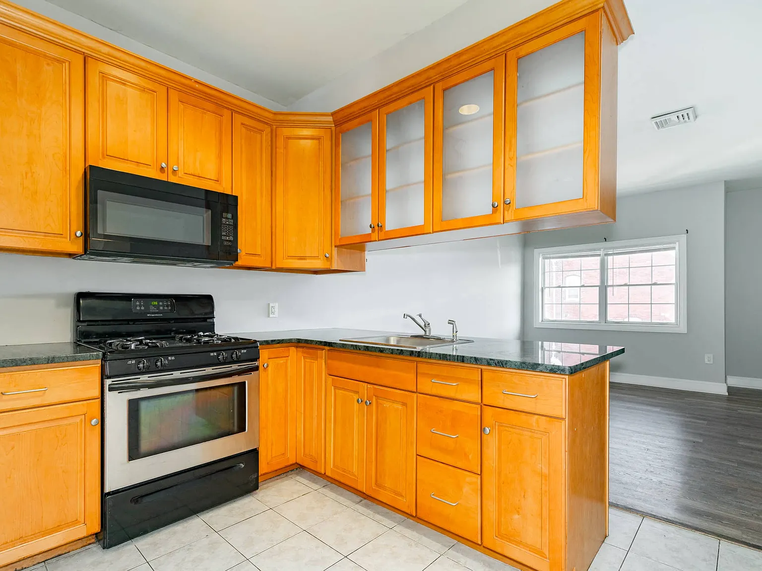 Garden Street Apartments — Photo 1