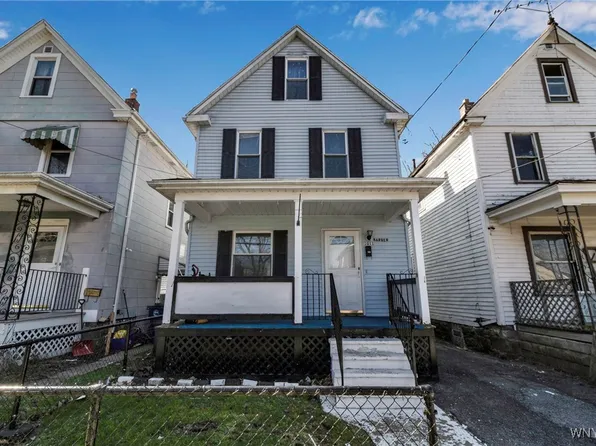 1011 Centre Ave, Niagara Falls, NY 14305