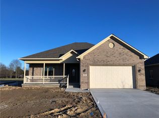 5471 E Shae Lake Dr, Mooresville, IN 46158