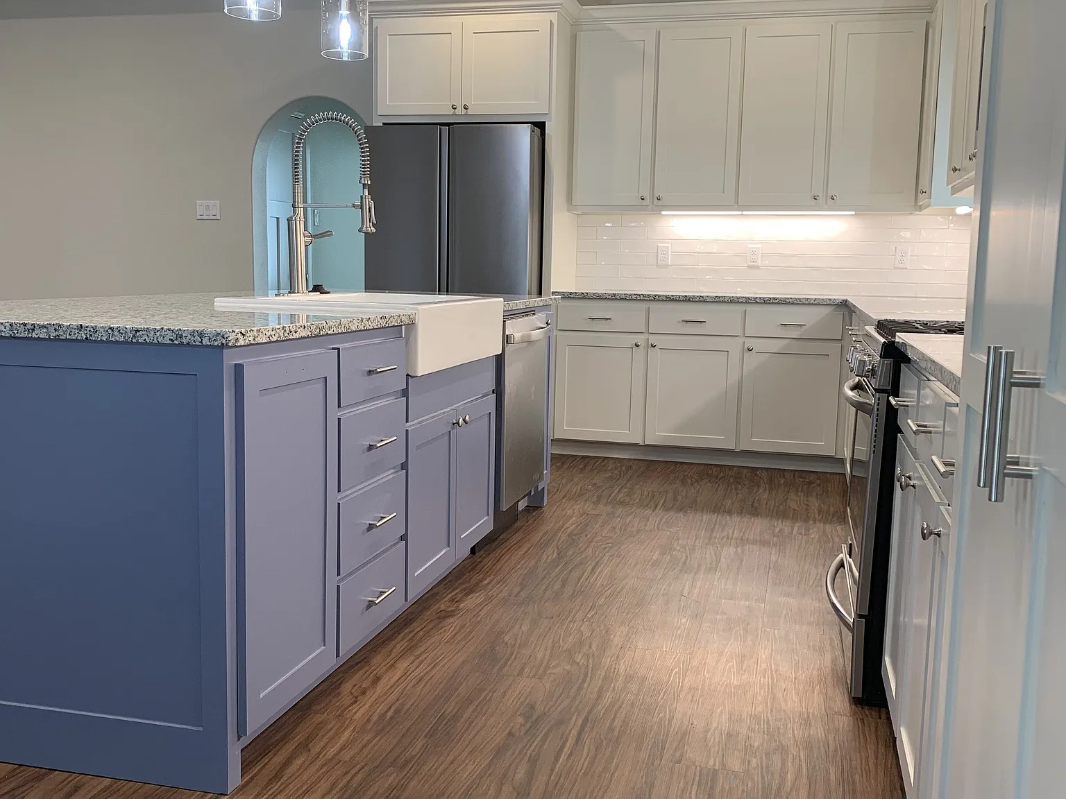 4 bed, 2200 sqft, $3,650 — Photo 4